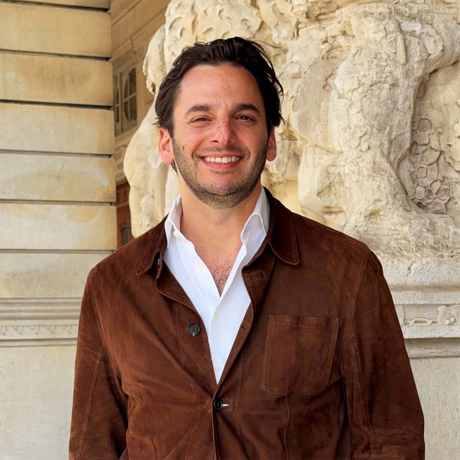 Portrait of Adam Fibert, a member of Nordiska's Real estate finance team.